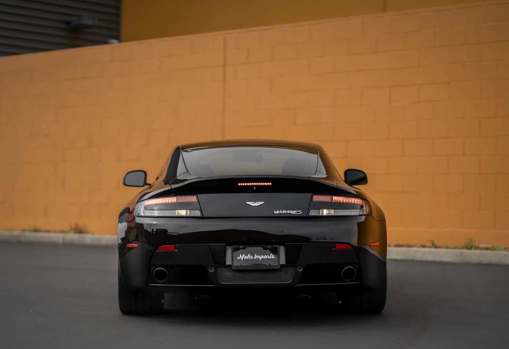 2015 Aston Martin V12 Vantage (2010-2018) - Image 13 of 31