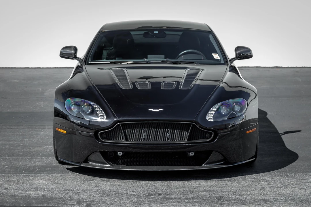 2015 Aston Martin V12 Vantage (2010-2018) - Image 5 of 31