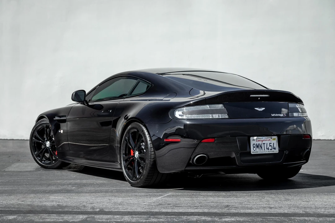 2015 Aston Martin V12 Vantage (2010-2018) - Image 14 of 31