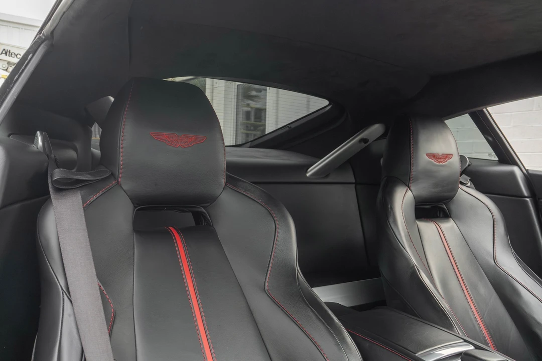 2015 Aston Martin - Image 26 of 31