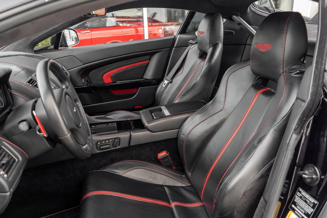 2015 Aston Martin - Image 12 of 31
