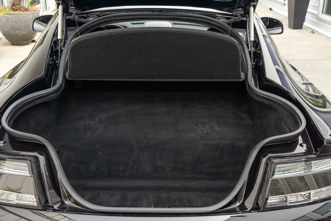 2015 Aston Martin - Image 31 of 31