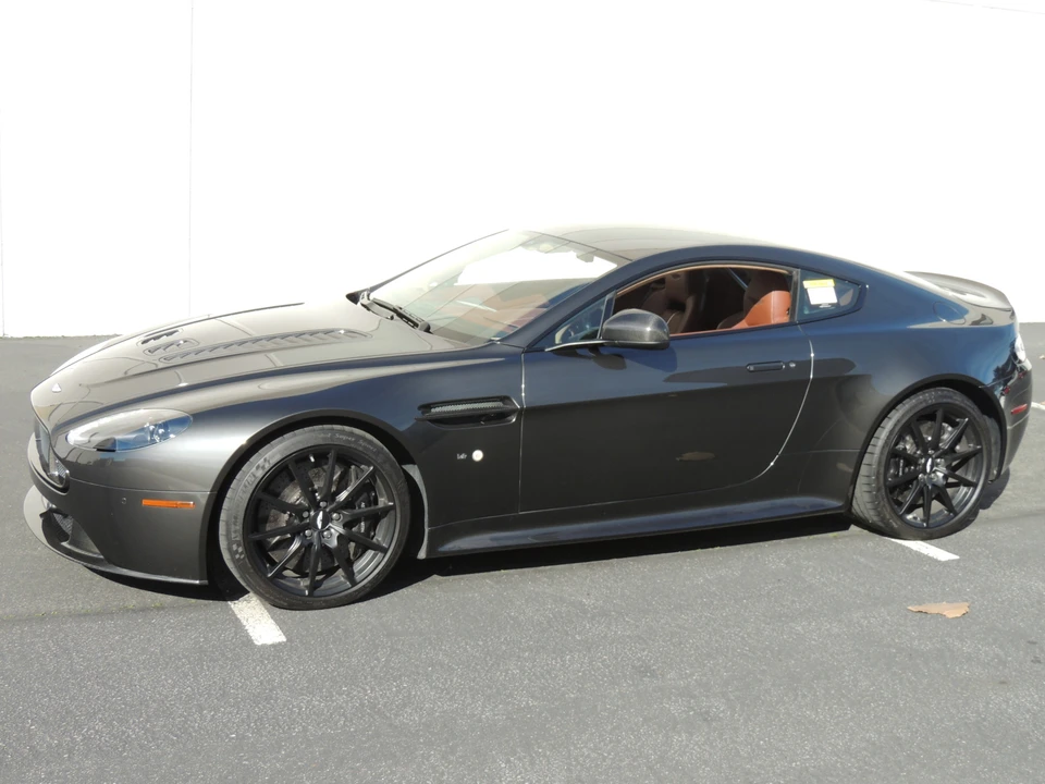 2015 Aston Martin V12 Vantage (2010-2018) - Image 6 of 31