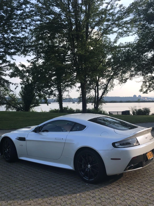 2015 Aston Martin V12 Vantage (2010-2018) - Image 14 of 31