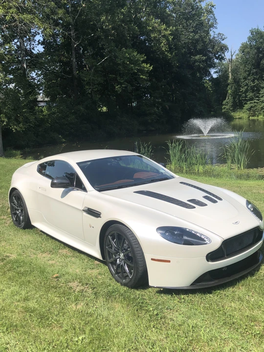 2015 Aston Martin V12 Vantage (2010-2018) - Image 24 of 31