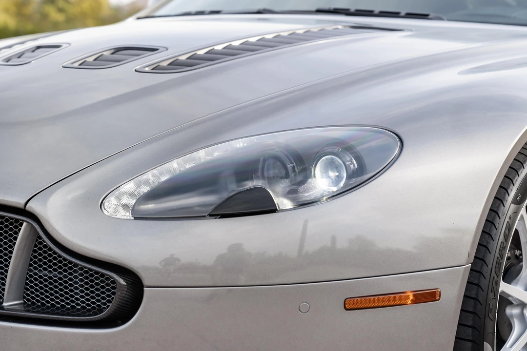 2015 Aston Martin V12 Vantage (2010-2018) - Image 13 of 31