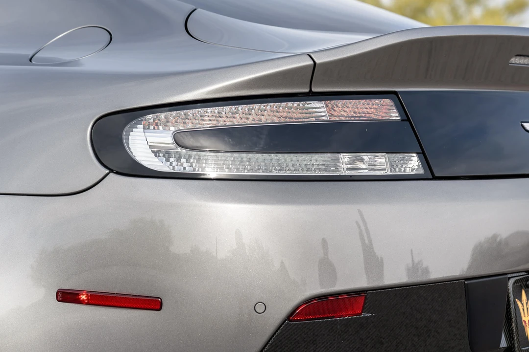 2015 Aston Martin V12 Vantage (2010-2018) - Image 28 of 31
