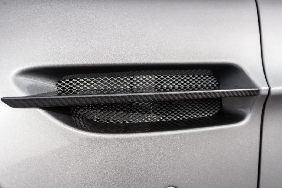 2015 Aston Martin V12 Vantage (2010-2018) - Image 18 of 31