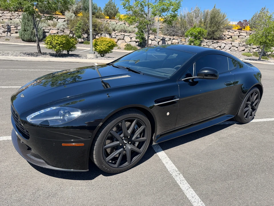 2015 Aston Martin V8 Vantage (2006-2017) - Image 14 of 31