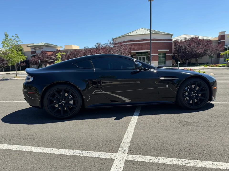 2015 Aston Martin V8 Vantage (2006-2017) - Image 26 of 31