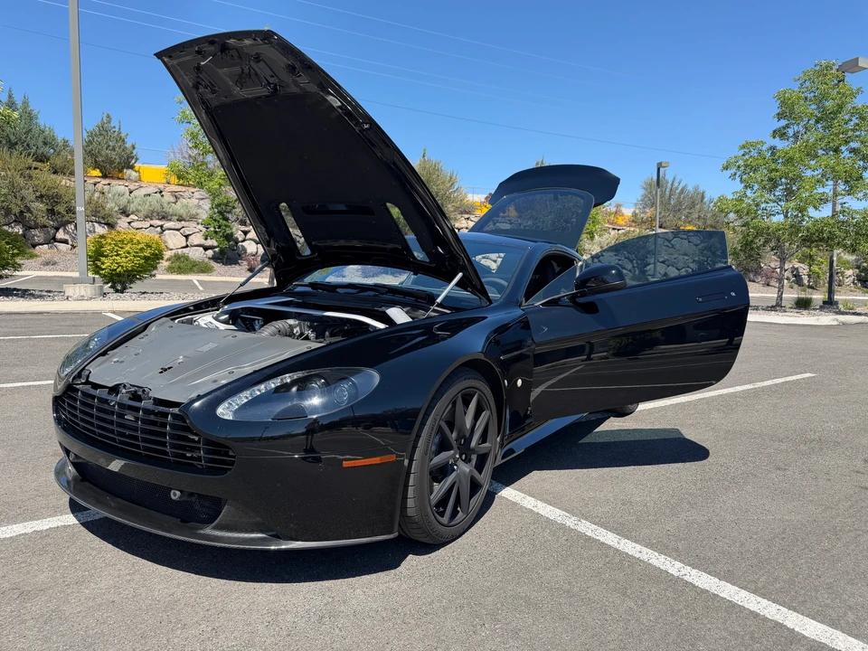 2015 Aston Martin V8 Vantage (2006-2017) - Image 15 of 31