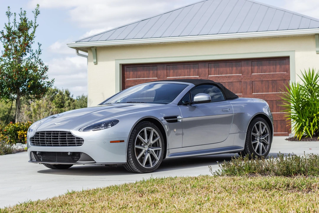 2015 Aston Martin V8 Vantage (2006-2017) - Image 11 of 31