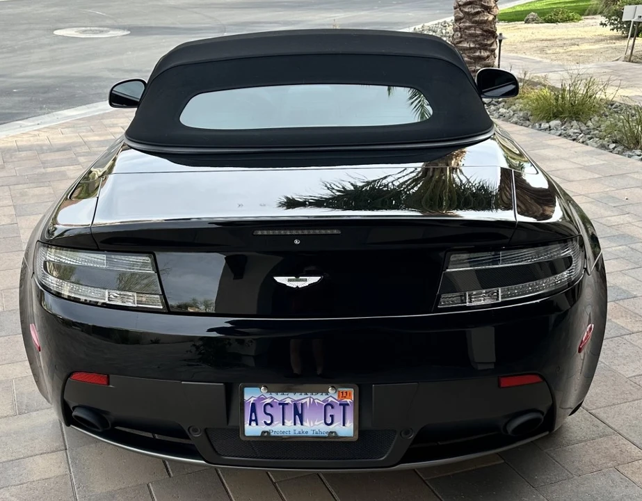 2015 Aston Martin V8 Vantage (2006-2017) - Image 19 of 31