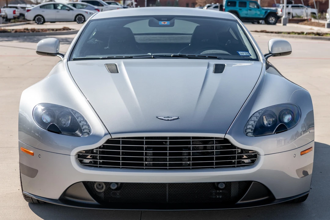 2015 Aston Martin V8 Vantage (2006-2017) - Image 2 of 31
