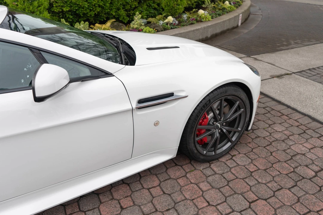 2015 Aston Martin V8 Vantage (2006-2017) - Image 8 of 21