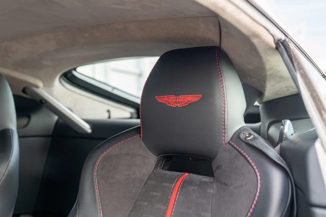 2015 Aston Martin V8 Vantage (2006-2017) - Image 4 of 21