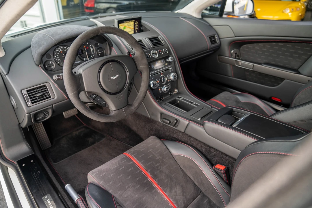 2015 Aston Martin V8 Vantage (2006-2017) - Image 2 of 21
