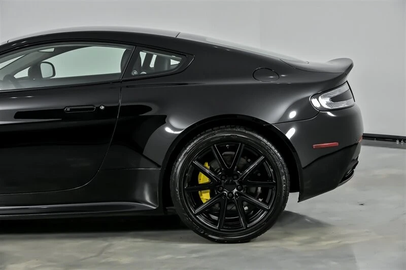 2015 Aston Martin V8 Vantage (2006-2017) - Image 9 of 12