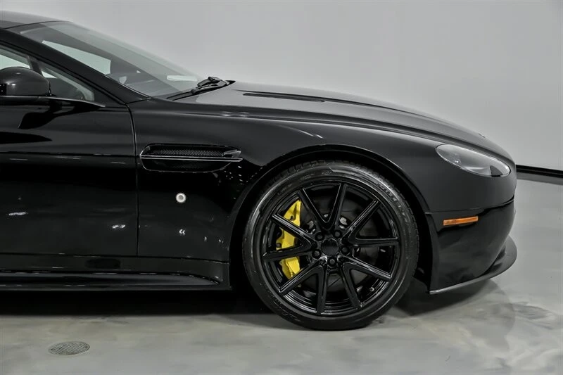 2015 Aston Martin V8 Vantage (2006-2017) - Image 15 of 21