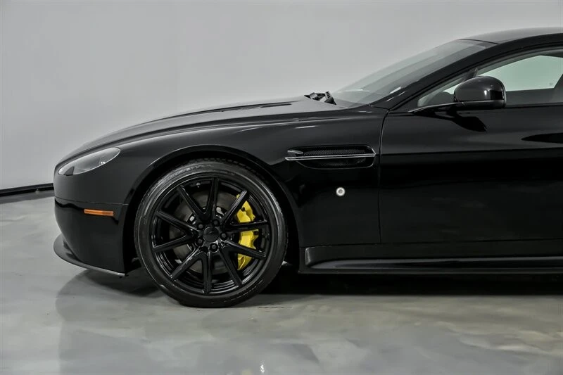 2015 Aston Martin V8 Vantage (2006-2017) - Image 7 of 12