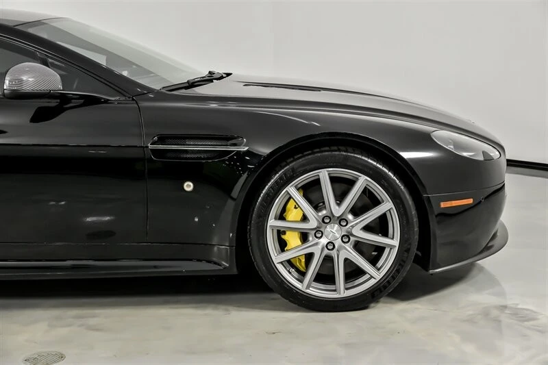 2015 Aston Martin V8 Vantage (2006-2017) - Image 15 of 21