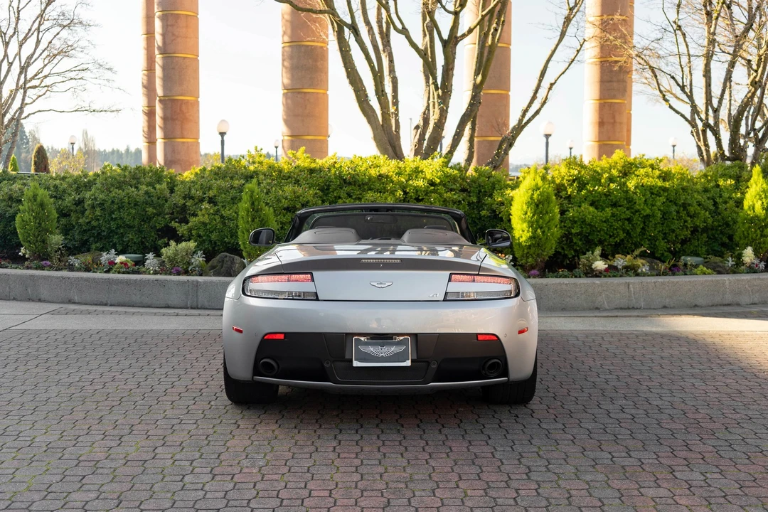 2015 Aston Martin V8 Vantage (2006-2017) - Image 10 of 18