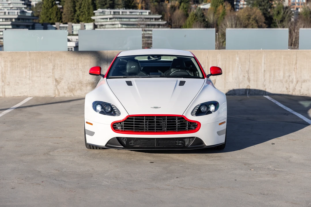 2015 Aston Martin V8 Vantage (2006-2017) - Image 14 of 31