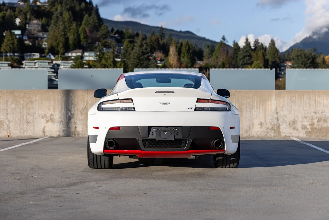 2015 Aston Martin V8 Vantage (2006-2017) - Image 3 of 31