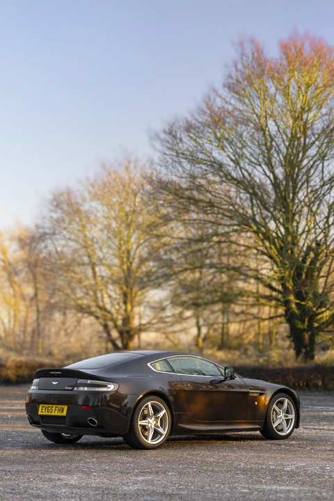 2015 Aston Martin V8 Vantage (2006-2017) - Image 24 of 31
