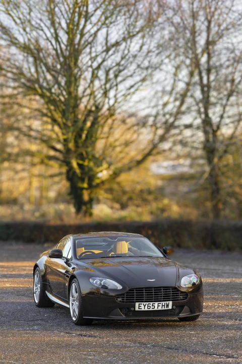2015 Aston Martin V8 Vantage (2006-2017) - Image 25 of 31