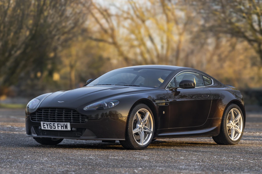 2015 Aston Martin V8 Vantage (2006-2017) - Image 9 of 31
