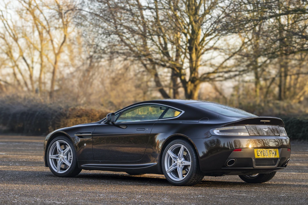 2015 Aston Martin V8 Vantage (2006-2017) - Image 7 of 31