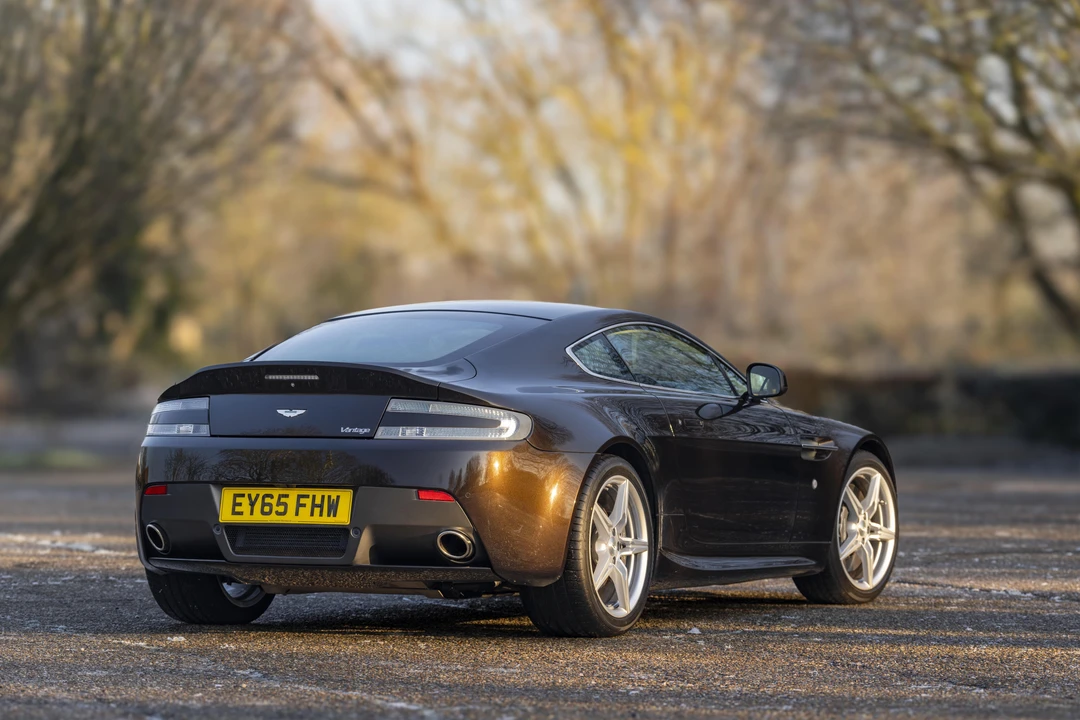 2015 Aston Martin V8 Vantage (2006-2017) - Image 20 of 31
