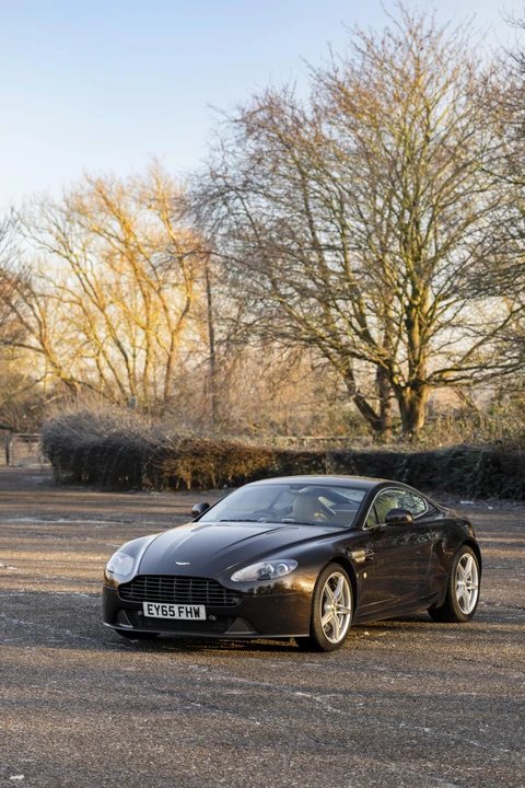 2015 Aston Martin V8 Vantage (2006-2017) - Image 27 of 31