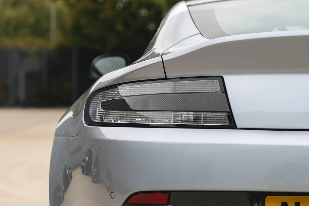 2015 Aston Martin V8 Vantage (2006-2017) - Image 30 of 31