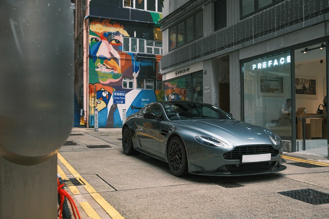 2015 Aston Martin V8 Vantage (2006-2017) - Image 12 of 31
