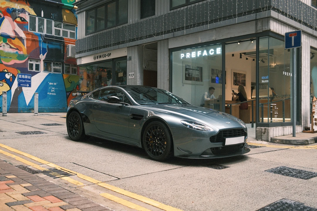 2015 Aston Martin V8 Vantage (2006-2017) - Image 3 of 31