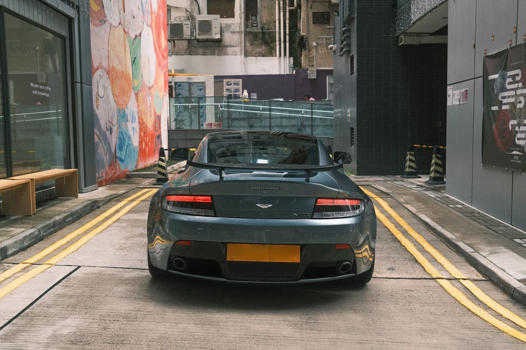 2015 Aston Martin V8 Vantage (2006-2017) - Image 13 of 31