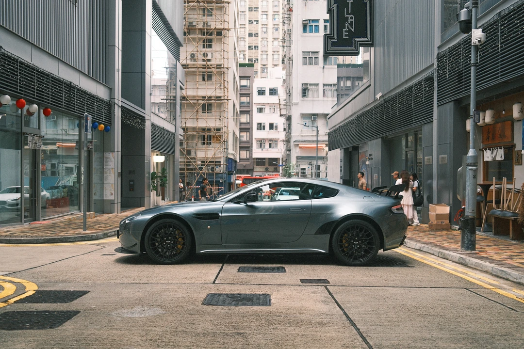 2015 Aston Martin V8 Vantage (2006-2017) - Image 24 of 31
