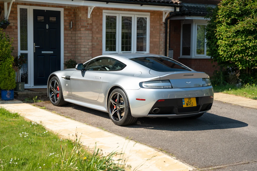 2015 Aston Martin V8 Vantage (2006-2017) - Image 5 of 31