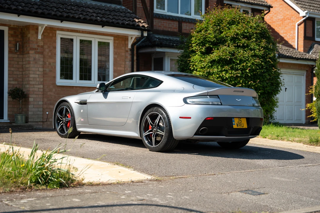 2015 Aston Martin V8 Vantage (2006-2017) - Image 11 of 31