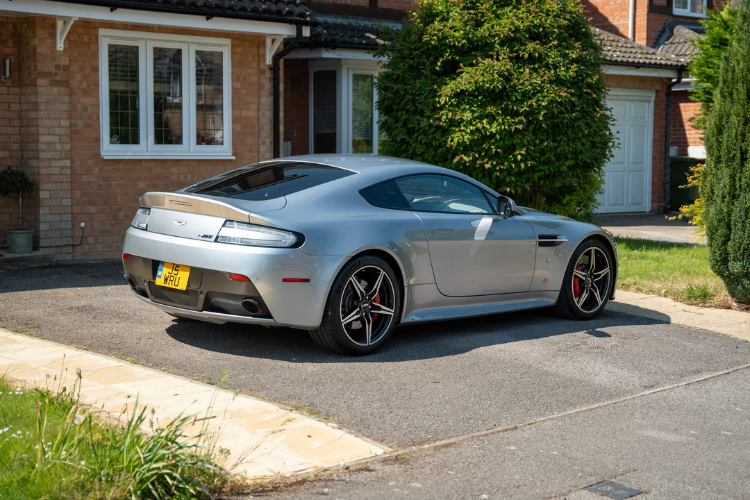 2015 Aston Martin V8 Vantage (2006-2017) - Image 13 of 31