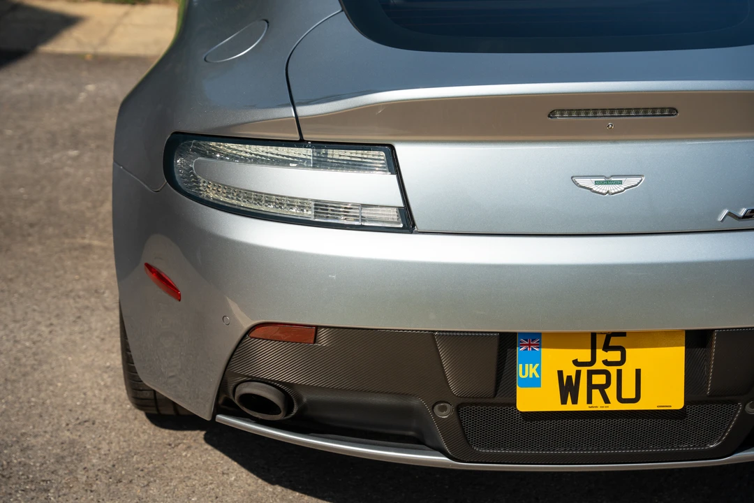 2015 Aston Martin V8 Vantage (2006-2017) - Image 25 of 31