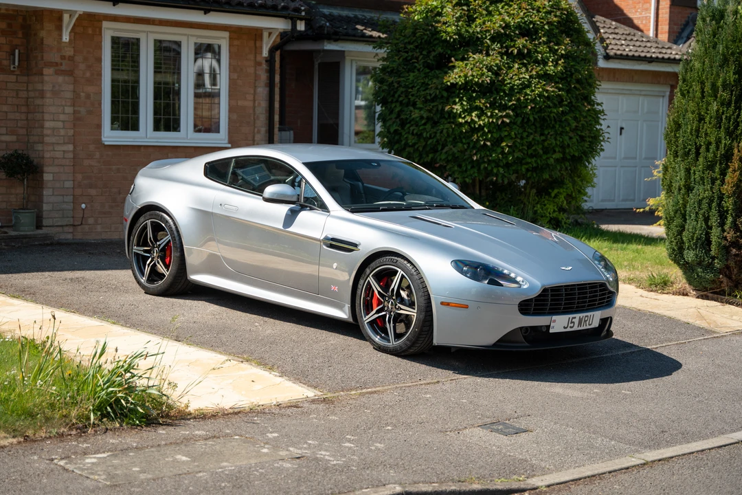 2015 Aston Martin V8 Vantage (2006-2017) - Image 15 of 31