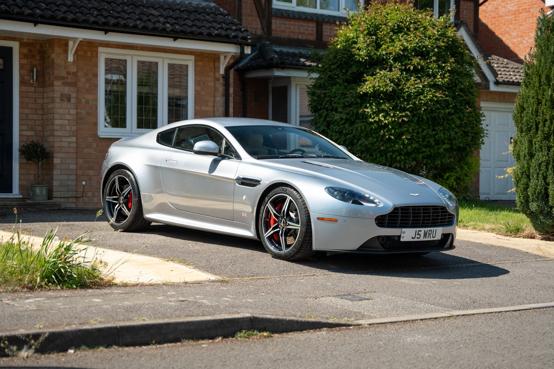 2015 Aston Martin V8 Vantage (2006-2017) - Image 16 of 31