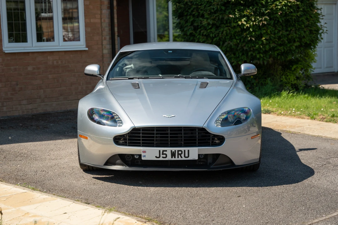 2015 Aston Martin V8 Vantage (2006-2017) - Image 10 of 31