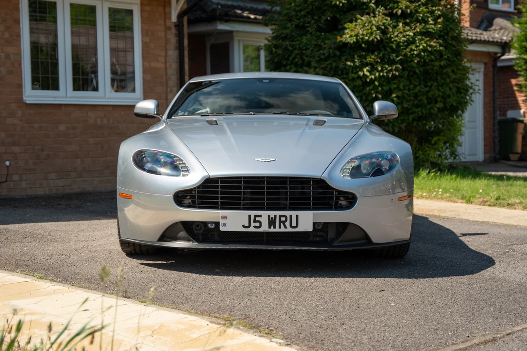 2015 Aston Martin V8 Vantage (2006-2017) - Image 2 of 31