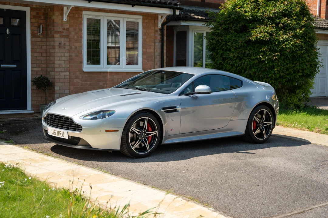 2015 Aston Martin V8 Vantage (2006-2017) - Image 3 of 31