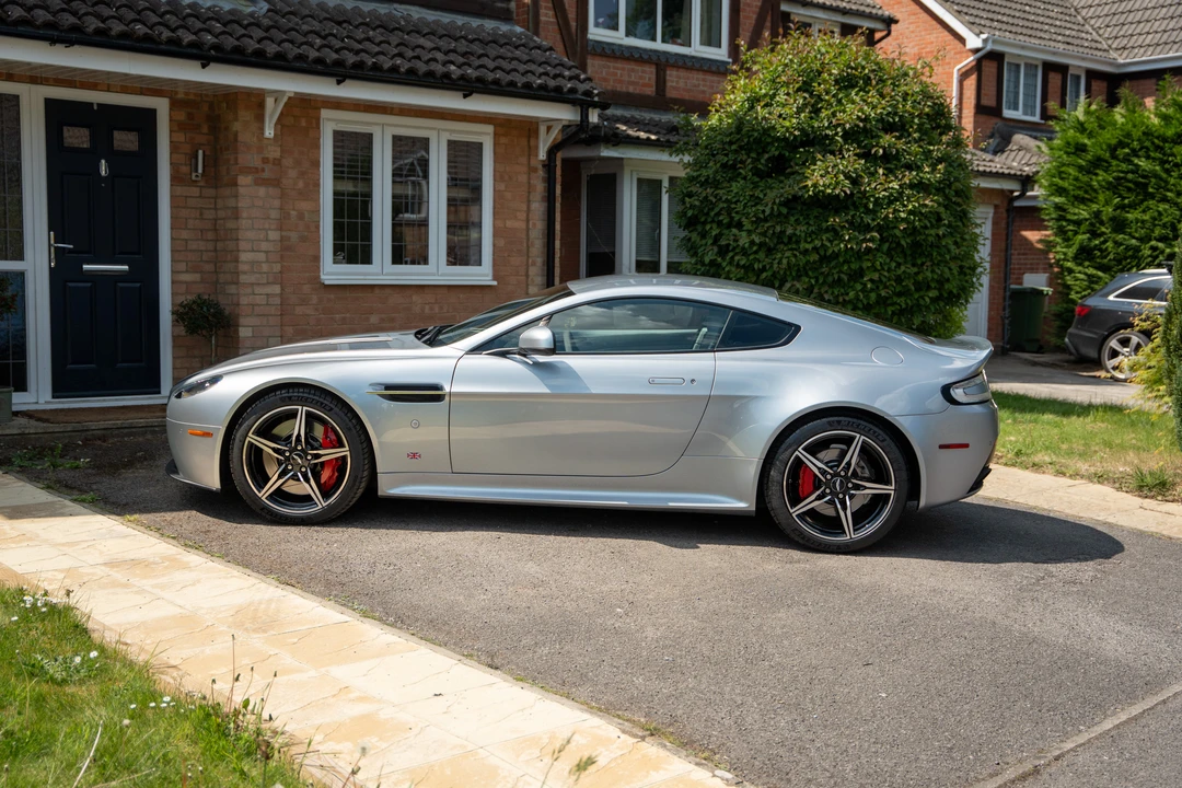 2015 Aston Martin V8 Vantage (2006-2017) - Image 18 of 31