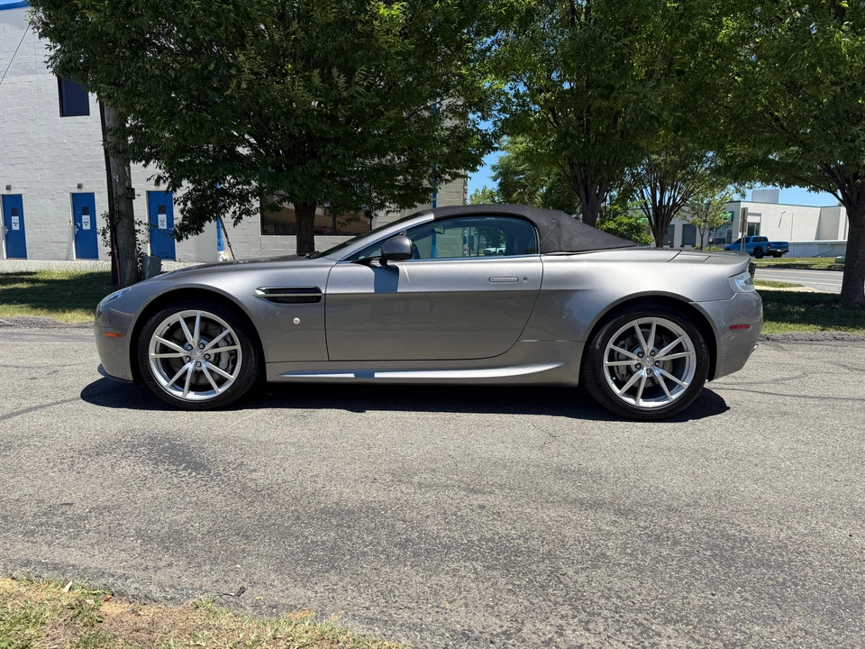 2015 Aston Martin V8 Vantage (2006-2017) - Image 12 of 31